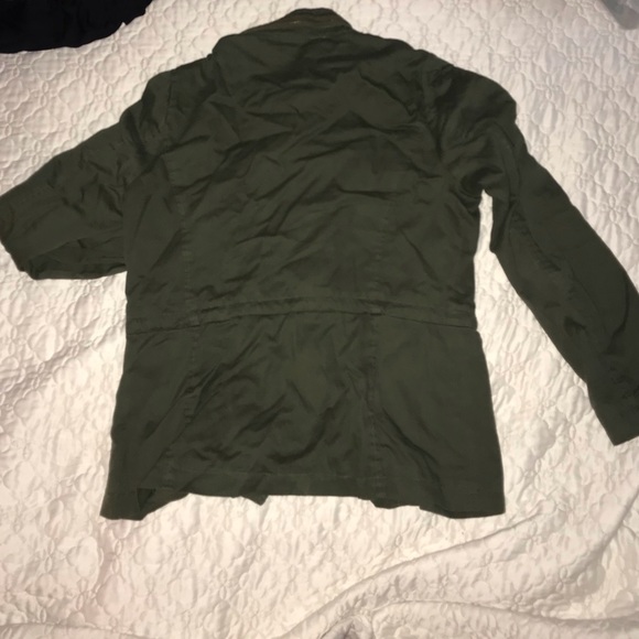 Army green jacket - Picture 2 of 2